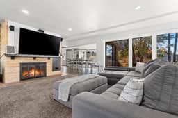 Pine Terrace - Image 5